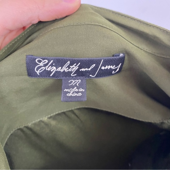 Elizabeth And James Army Green 100% Silk Button Down Blouse Size M Collarless - Picture 10 of 14